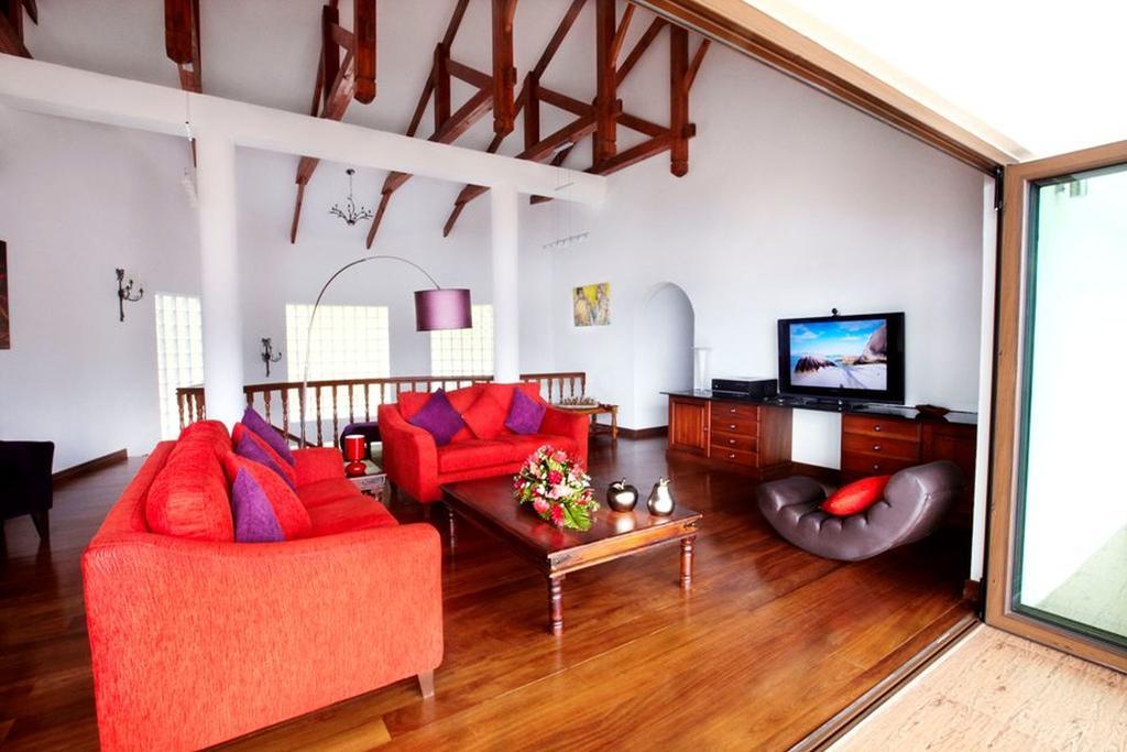 Petit Amour Villa Glacis  Exterior photo